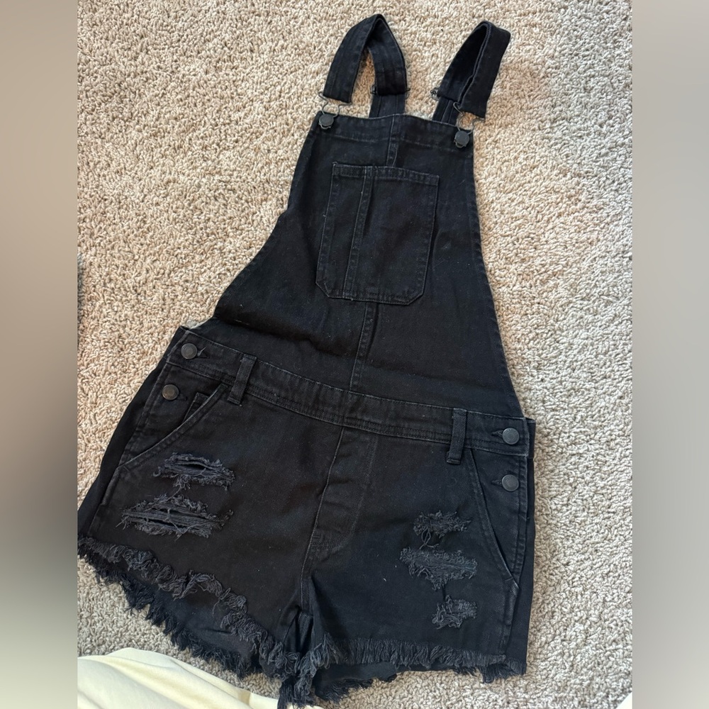 AE overall shorts